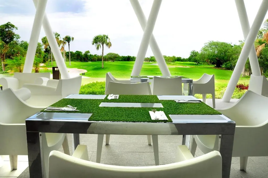 Pure All Suites Riviera Maya Playa del Carmen 4*,